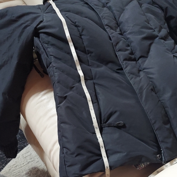 Oakley Women's Black Puffer Jacket with Fur Trim - Picture 10 of 11